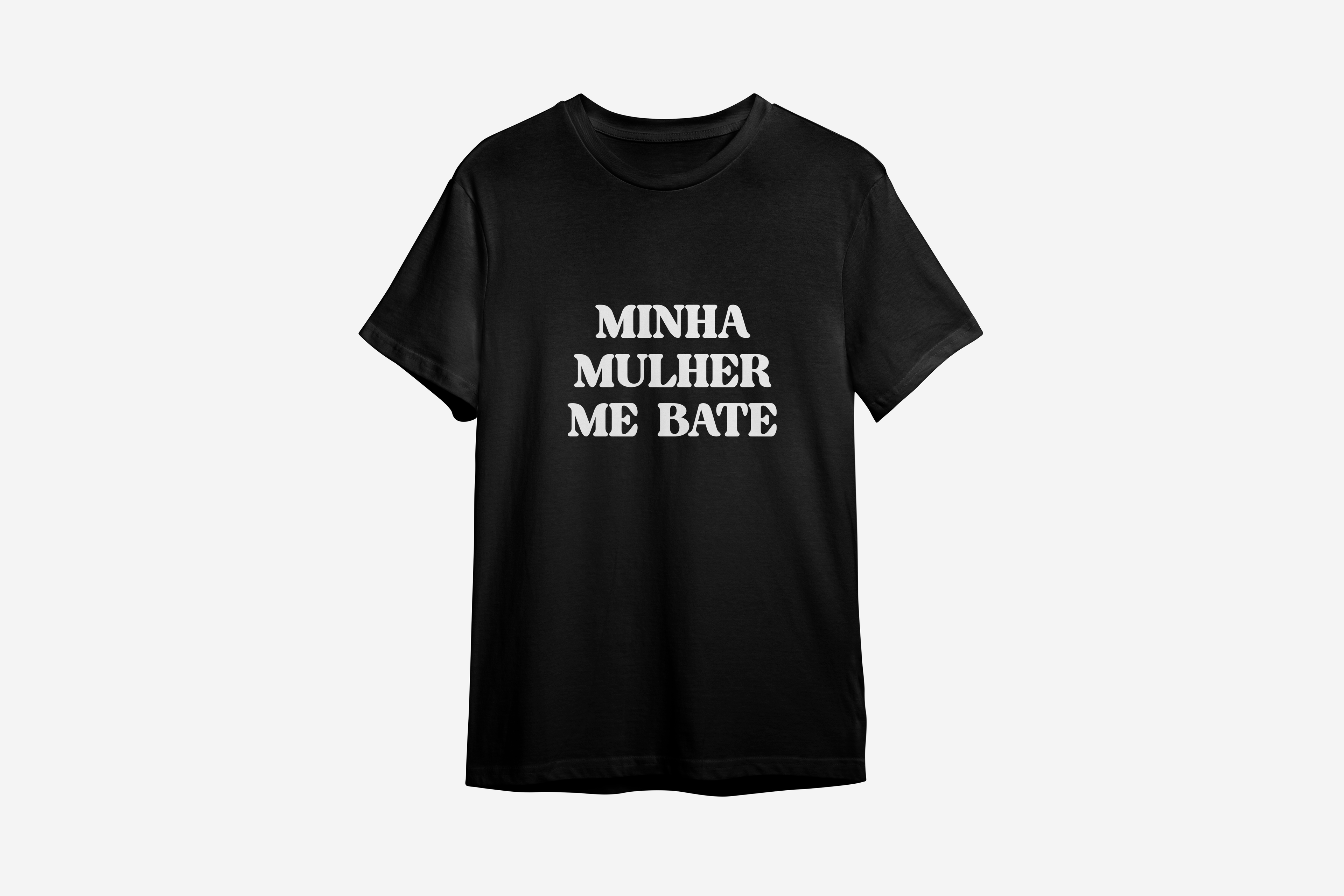 Camiseta Minha mulher me bate